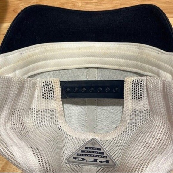 Columbia PFG Snapback Baseball Cap - Picture 7 of 7